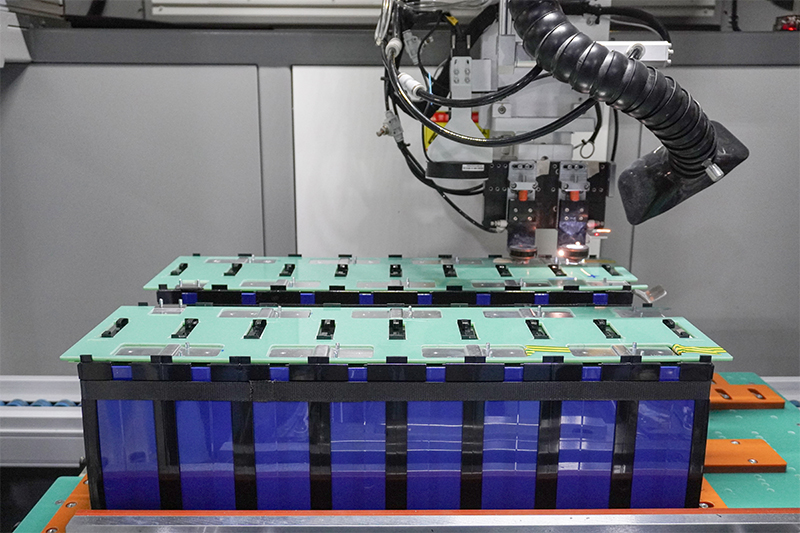 VOLFUTR LITHIUM-ION1