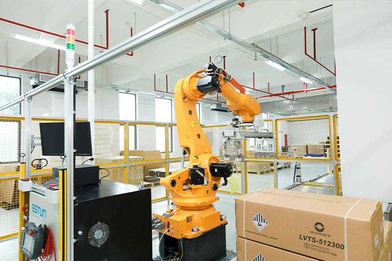 VOLFUTR LITHIUM-ION9