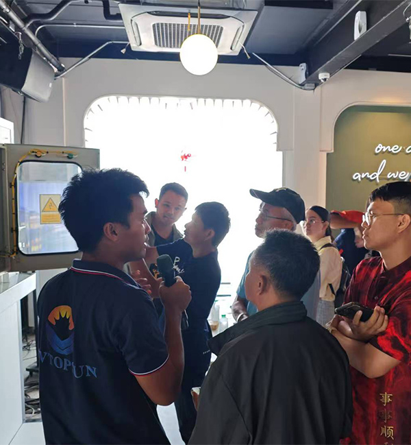 Overseas Service Center6